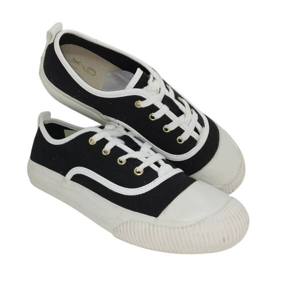 MIX NO. 6 Designer Women's Pre-owned Black/White Lace-up Sneakers - sz. 7 1/2M - Picture 1 of 6